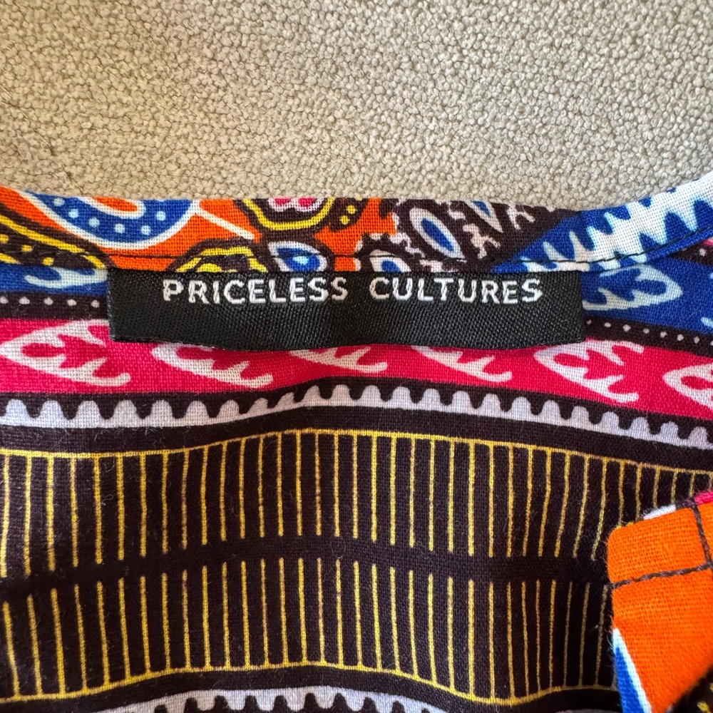 Vibrant Dashiki Style Top - Picture 2 of 3